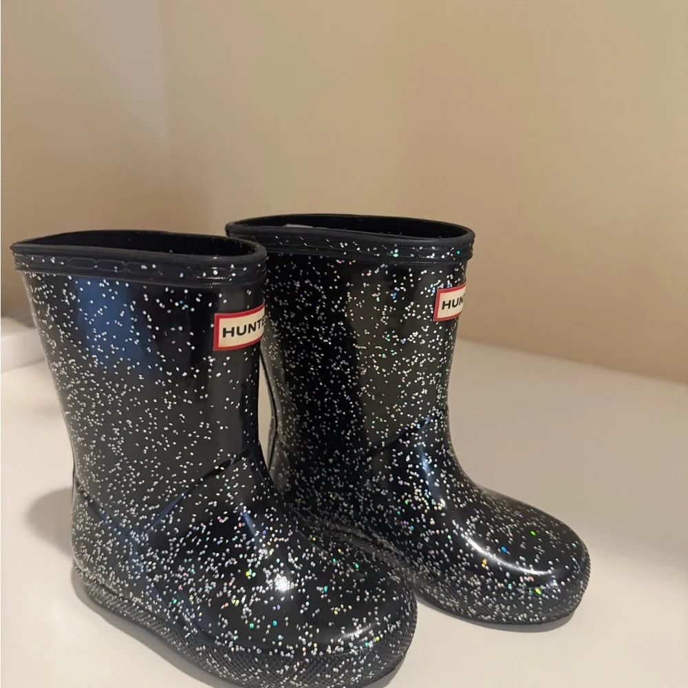 Hunter Black Glitter Kids Rain Boots - Picture 5 of 5